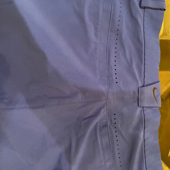Nike Golf Shorts/Size 32 - Picture 2 of 2
